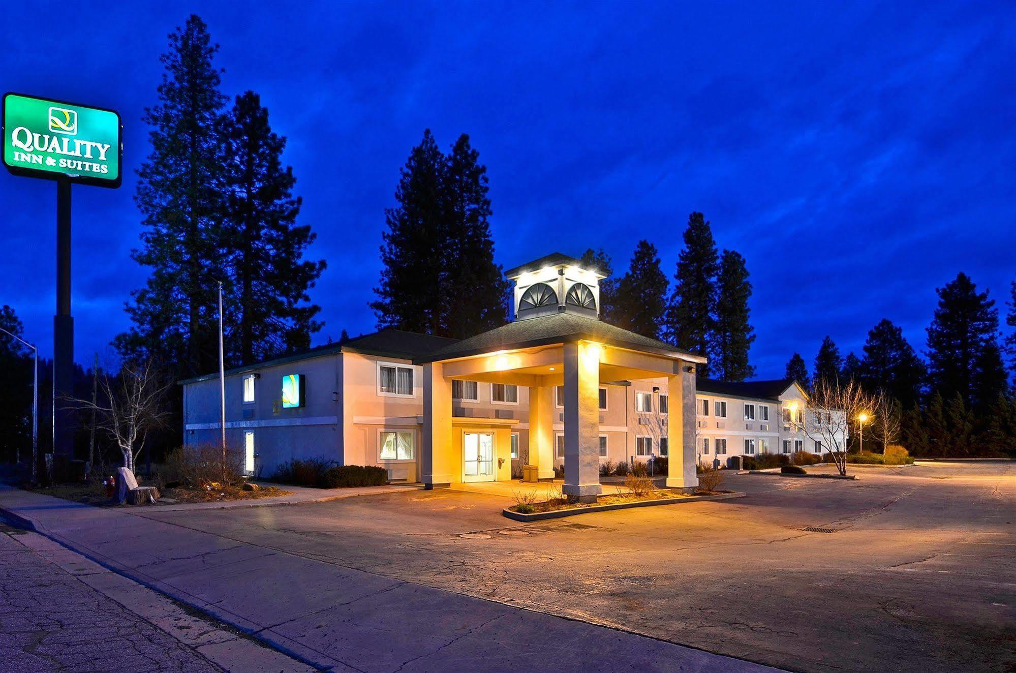 Quality Inn & Suites Weed Exterior foto